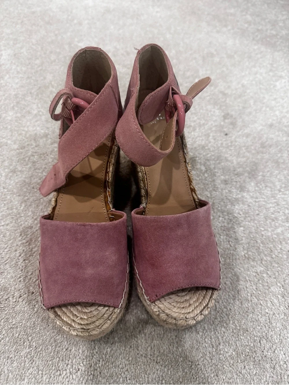 Marc Fisher Women's Suede Espadrille Wedge Sandals in Dusty Rose, size 7 NEW